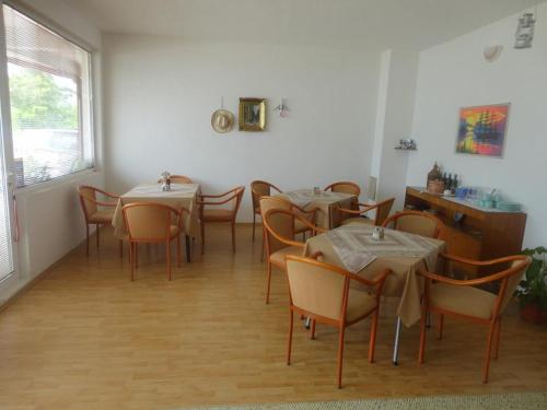 Gallery image of Apartmani BAKULE in Peštani