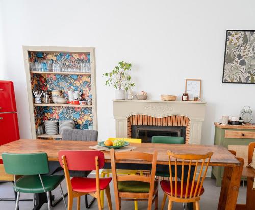 Η κουζίνα ή μικρή κουζίνα στο Grande maison de ville MALO LEONE 250m2 pour 15 personnes proche du Puy du Fou