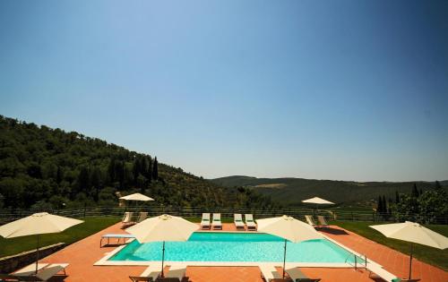 The swimming pool at or close to Villa Vistarenni