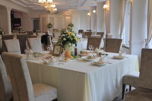 Restaurace v ubytování Avalon Palace