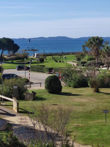 Studio plage de l'argentiére LA LONDE LES MAURES
