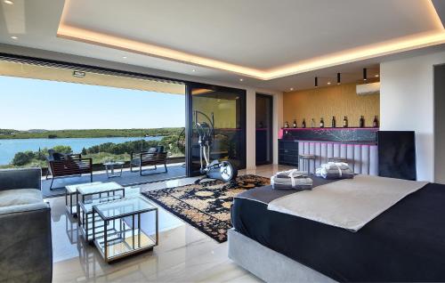 Stunning Home In Medulin