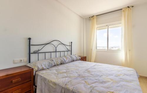 Gorgeous Apartment In Torrevieja photo 7