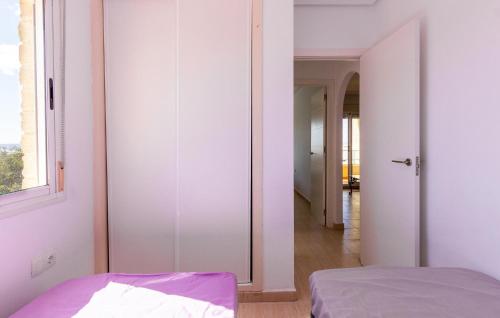 Gorgeous Apartment In Torrevieja photo 14