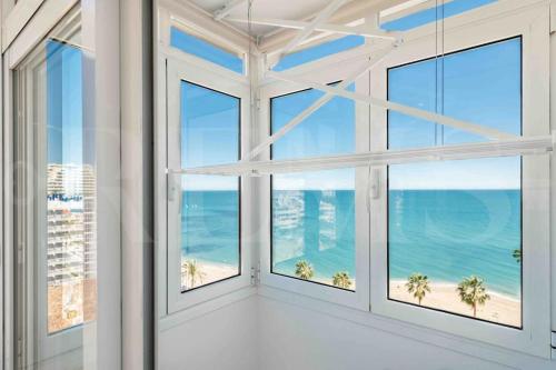 Seaview coastal apartment in Benalmadena by REMS photo 34
