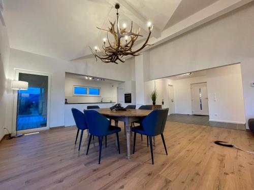 Gambar di galeri bagi Ferienhaus am Weinberg Krast di Oberhaag