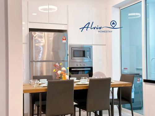 Una cocina o cocineta en The Shore Kids Wonderland I Family 6-10pax I Kids Friendly I JonkerSt