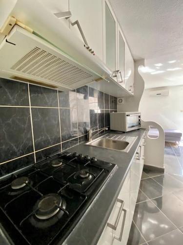 Photo de la galerie de l'établissement Cosy appartement - Clim - Proche Montpellier - Entrée indépendante rdc villa, à Jacou