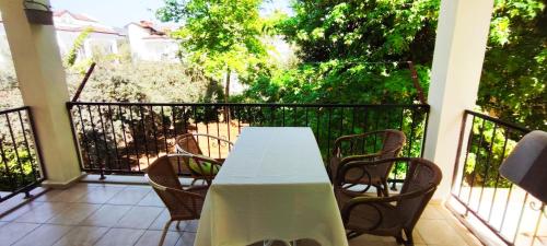 Μπαλκόνι ή βεράντα στο çileks apart otel
