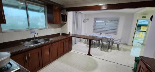 Kuchyň nebo kuchyňský kout v ubytování Apartamentos SurOeste
