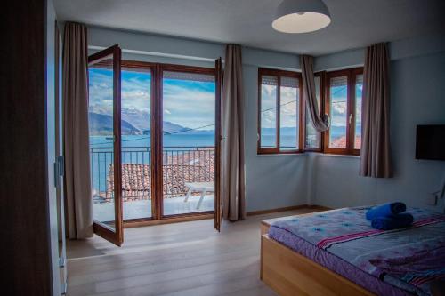 Katil atau katil-katil dalam bilik di Villa Norvegia