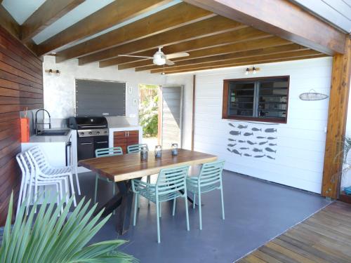 Dapur atau dapur kecil di The Endless Summer Caze