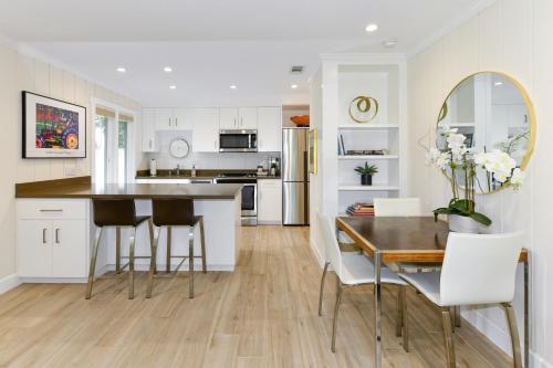 Gallery image of BEAUTIFUL MANSION ESTATES CONDO AT SILVERADO in Napa