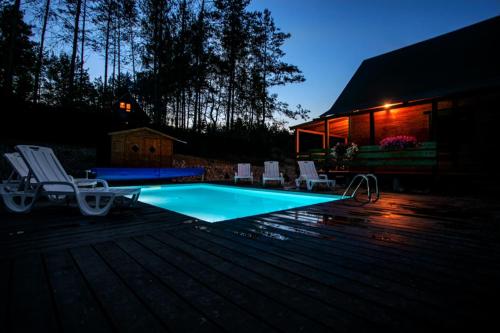 Domek całoroczny JELENIÓWKA na Kaszubach z balią na wyłaczność,wspólny basen i bilard z domkiem Sówka - Ostrowite Leśna Dolina