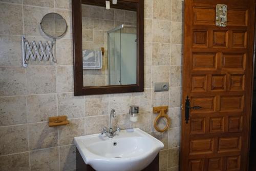 Ванная комната в Casa Rural La Abuela Marcelina