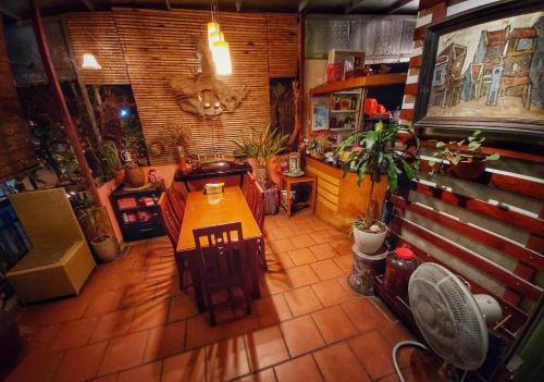 Posezení v ubytování Hanoi Balcony Homestay