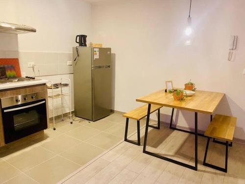 Kuchyň nebo kuchyňský kout v ubytování Full equipado 2D+2B a pasos Hospital Regional Rancagua