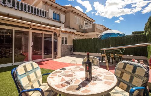 Tòa nhà nơi nhà nghỉ dưỡng tọa lạc