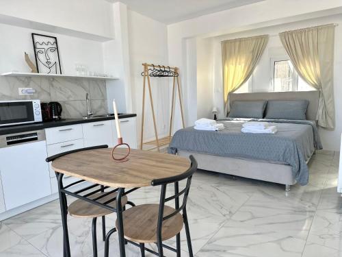 Walk into Dream of Acropolis 5