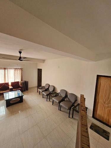 Φωτογραφία από το άλμπουμ του Z Stays σε Siliguri