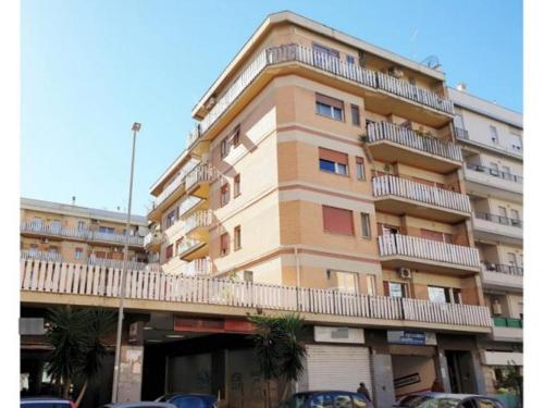 Το κτήριο όπου στεγάζεται  το διαμέρισμα