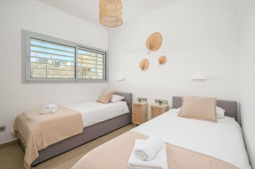 Med Two luxury apartment with sea view