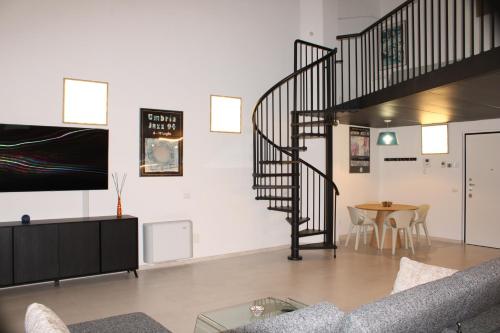 Milan Space Loft - Apartment close to M5 subway - Free Parking - Sky & Netflix TV