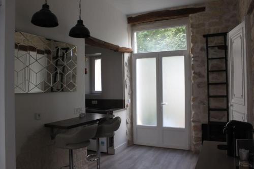 Studio centre-ville Rueil-Malmaison - proche RER A