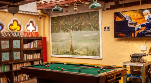 Τραπέζι μπιλιάρδου στο Hotel La Posada de San Antonio