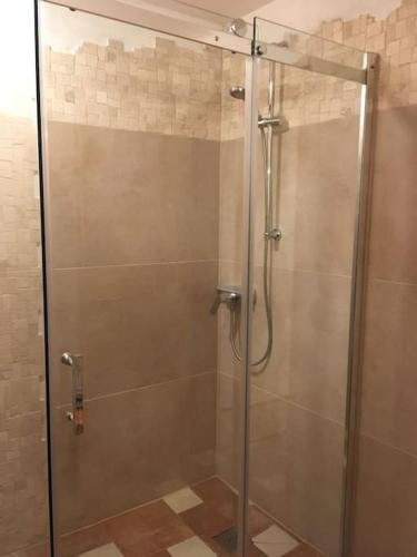 Bilik mandi di Haus der erwachenden Erde