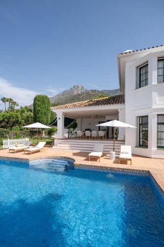 Villa Shakira, Sierra Blanca, Marbella