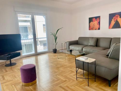 130m Luxury apartment in the heart of Athens