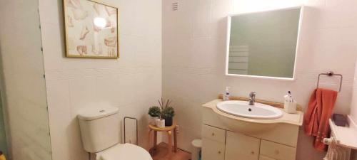 Lovely Bedroom in Aljezur