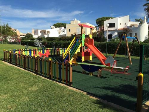 Old Village, 2 bedrooms, 5 ppl, Beach, Golf, Padel