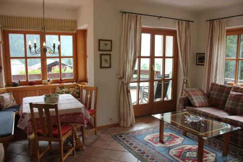 Posedenie v ubytovaní Apartments Pfeffermühle - Kärnten Card im Sommer inklusive