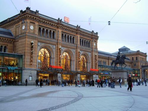 Gallery image of Hotel Central Hannover in Hannover