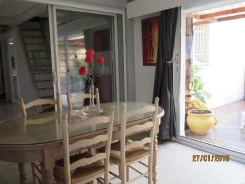 Photo de la galerie de l'établissement Appartement duplex à Fréjus cote d'azur, à Fréjus