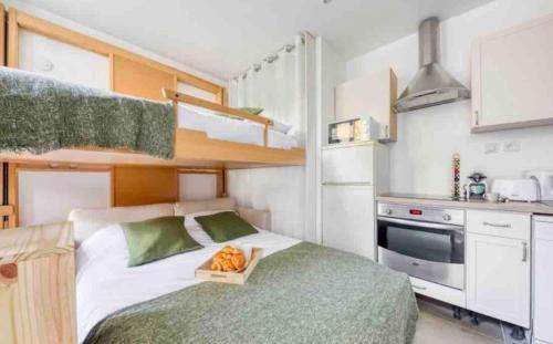 Photo de la galerie de l'établissement Studio Proche Metro 7, à Ivry-sur-Seine