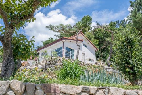Zahrada ubytování Gyeongju Eodi-aeseo Watni Pension
