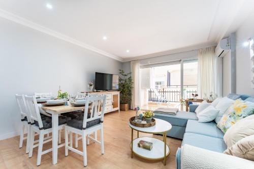 MalagaSuite Niza II Fuengirola Apartments