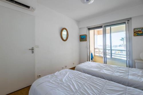Appartement les pieds dans l'eau pour 6 personnes à Saint-Raphaël