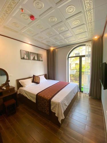 Ένα ή περισσότερα κρεβάτια σε δωμάτιο στο Chuỗi Villa 9 Ngủ Harborbay 5/Tầng Trung tâm Bãi Cháy