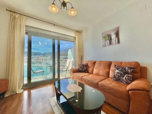 Ponta Nova One bedroom Apartment with Sea view
