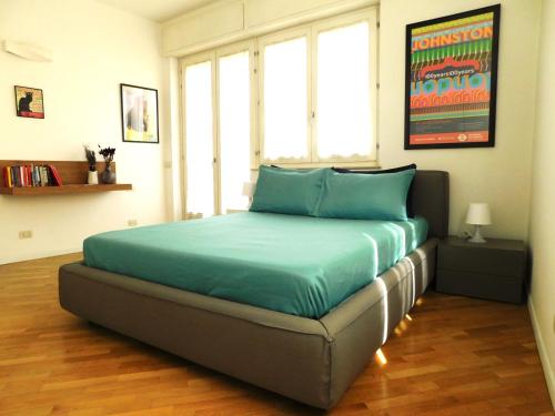 Postel nebo postele na pokoji v ubytování Bologna city centre, living in Lame