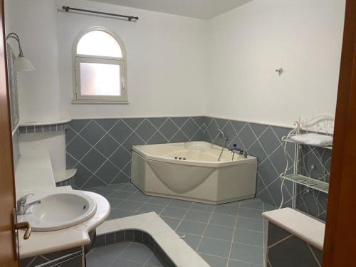 Et badeværelse på Villa Iremìa