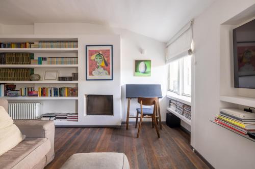 Farnesi Terrace Penthouse