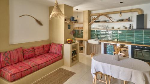 Trippy Cactoo Apartment