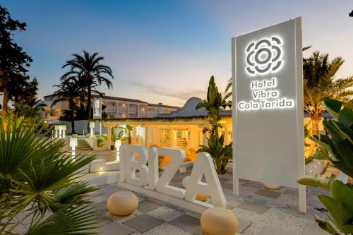 a sign for the hotel viva adelaide at Hotel Vibra Cala Tarida-3SUP in Cala Tarida