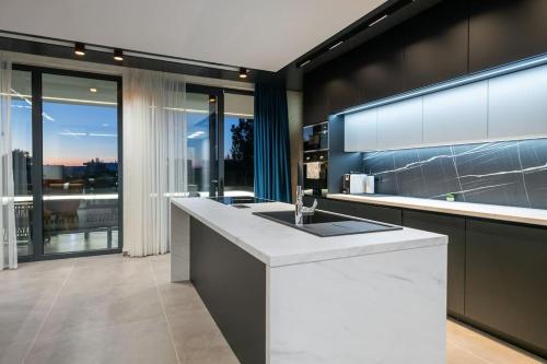 Kuchyň nebo kuchyňský kout v ubytování Villa Nerra - Medulin, Mukalba