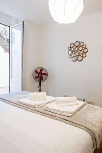 Diogo's Alcântara Apartment II by Mycelia